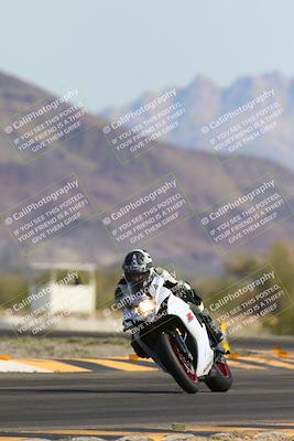 media/Mar-10-2024-SoCal Trackdays (Sun) [[6228d7c590]]/3-Turn 14 (1020am)/